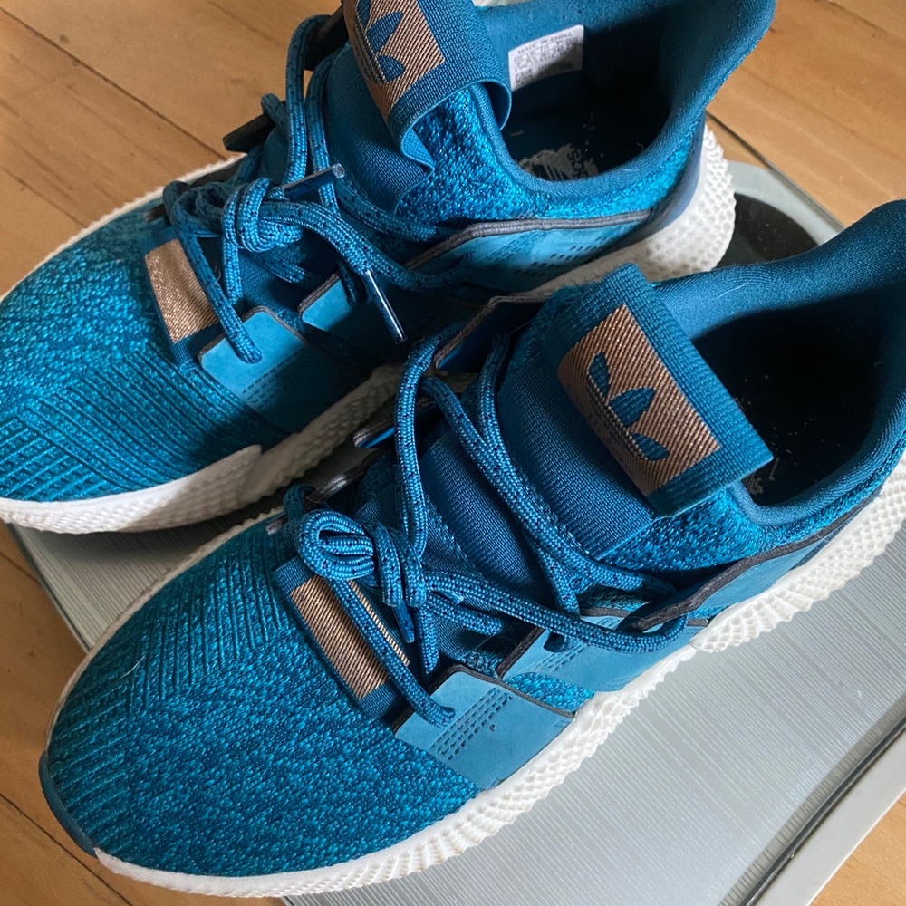 Used womens adidas